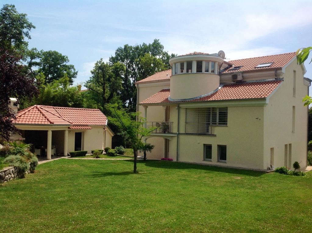 Apartments Villa Majda Matulji Extérieur photo