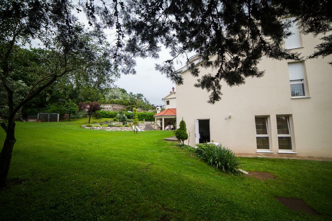 Apartments Villa Majda Matulji Extérieur photo