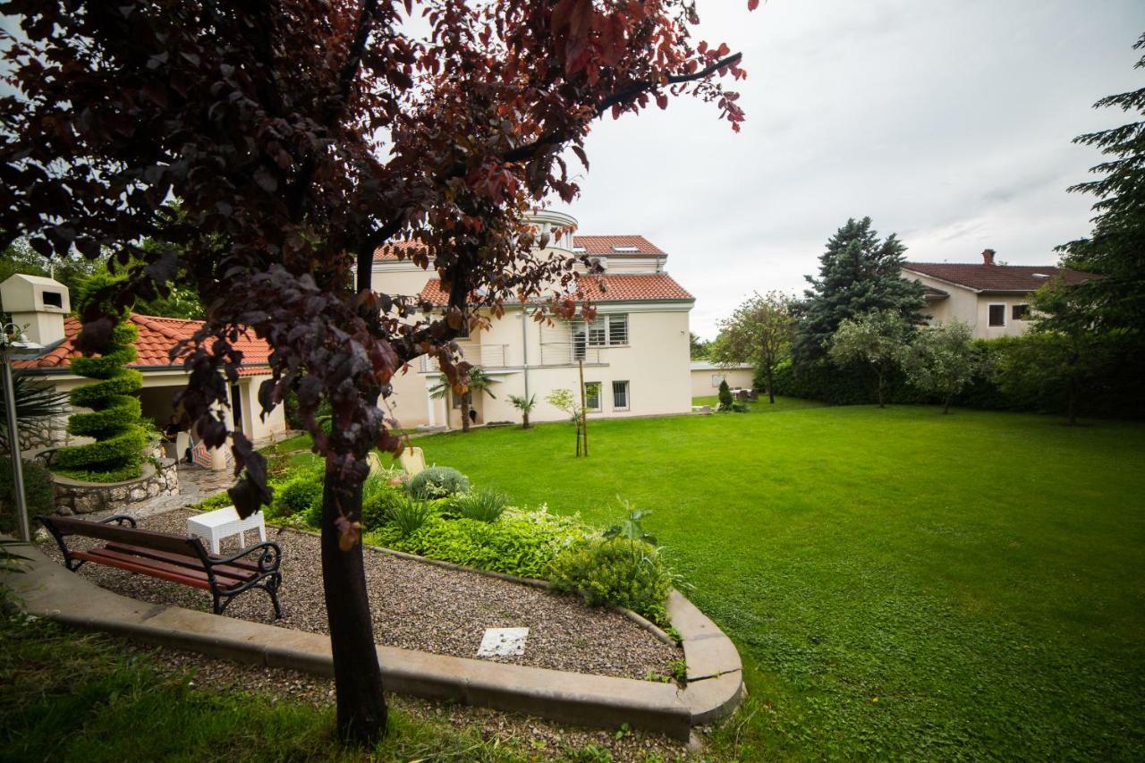 Apartments Villa Majda Matulji Extérieur photo