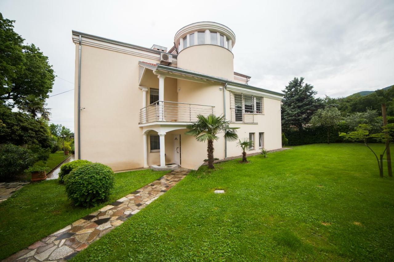 Apartments Villa Majda Matulji Extérieur photo